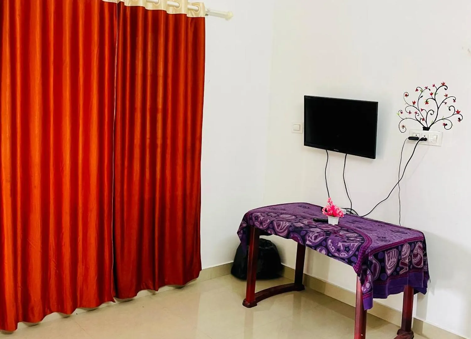 Clements Holiday Kalpetta India